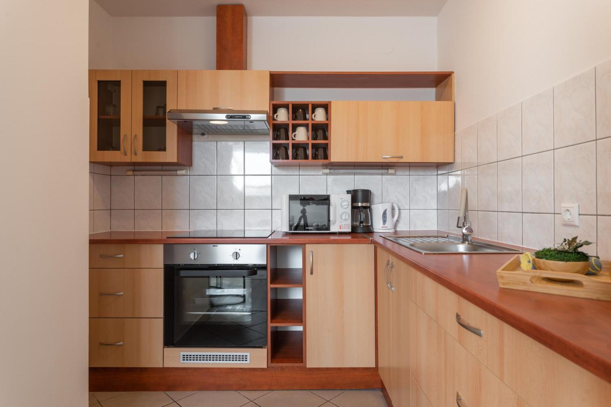 Holdvirag Hotel Sárvár Extérieur photo