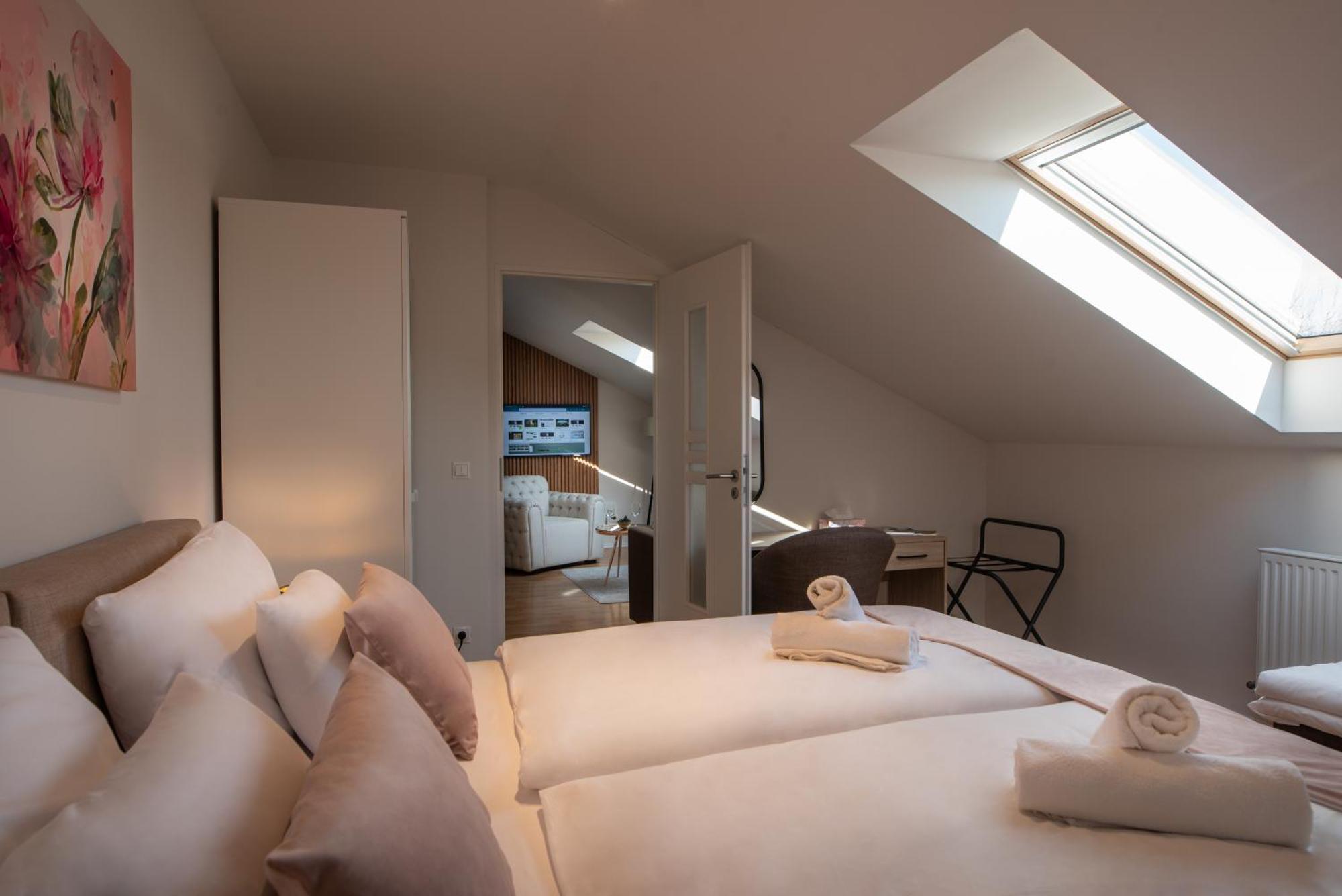 Holdvirag Hotel Sárvár Extérieur photo