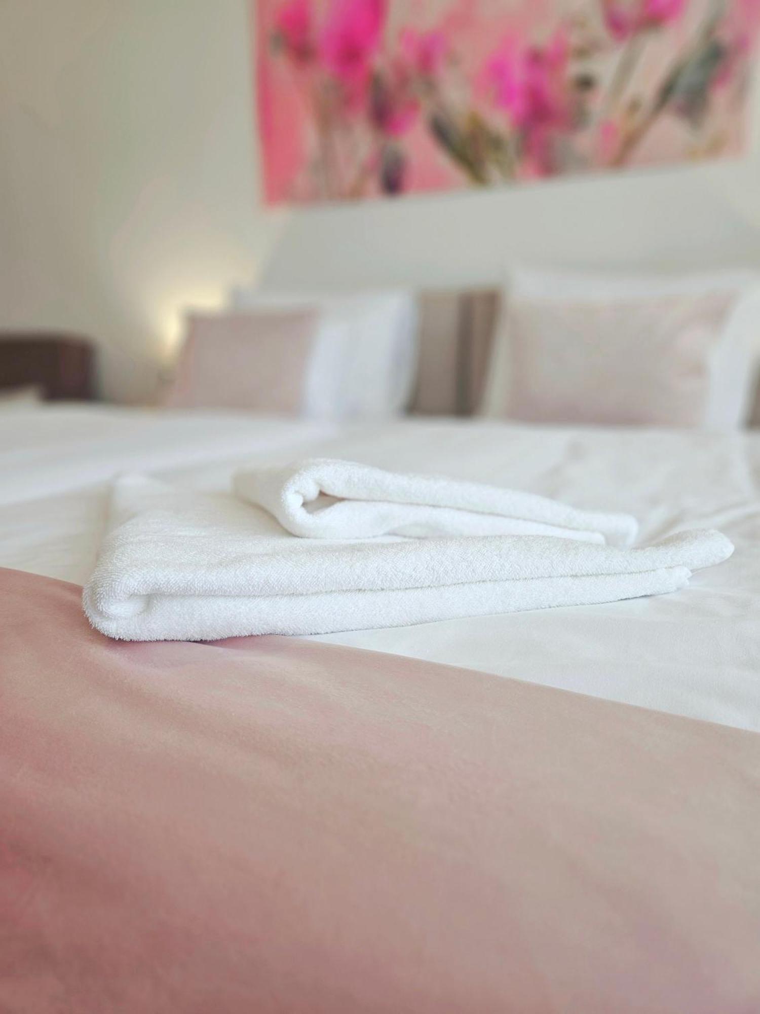 Holdvirag Hotel Sárvár Extérieur photo