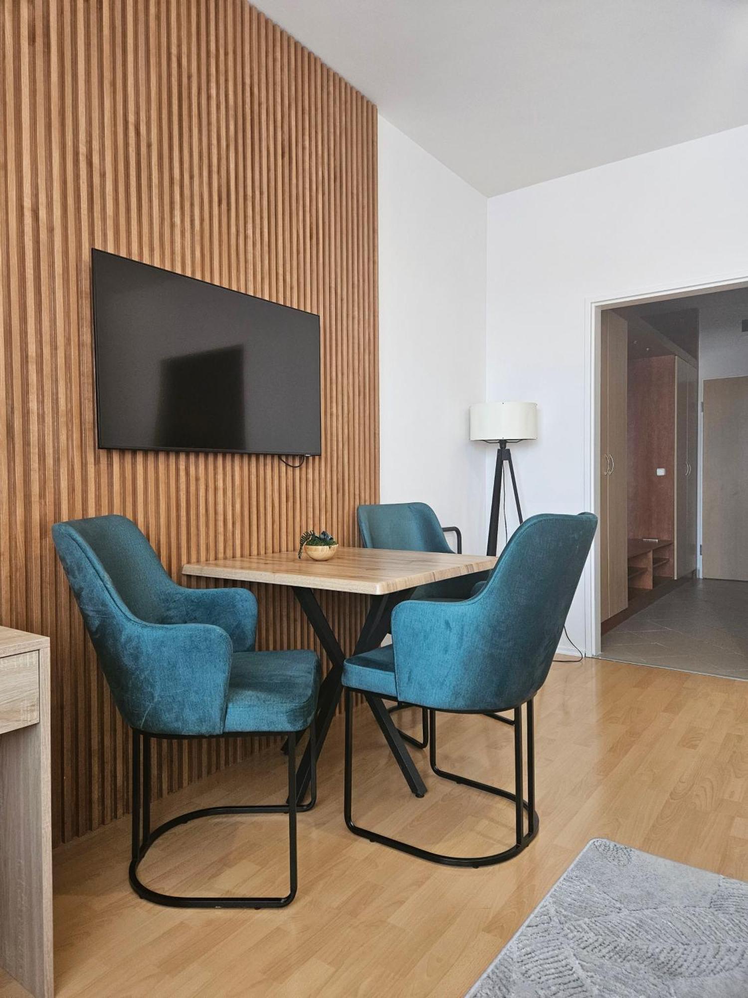 Holdvirag Hotel Sárvár Extérieur photo