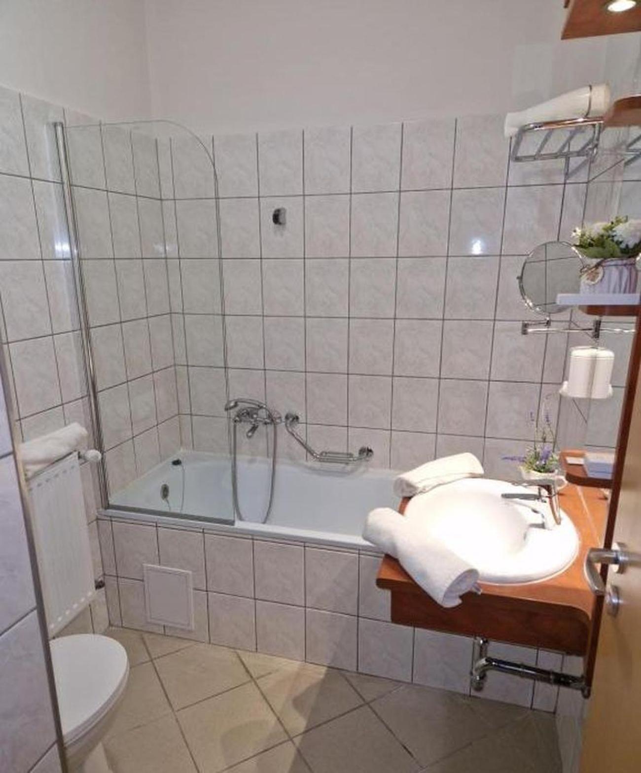 Holdvirag Hotel Sárvár Extérieur photo